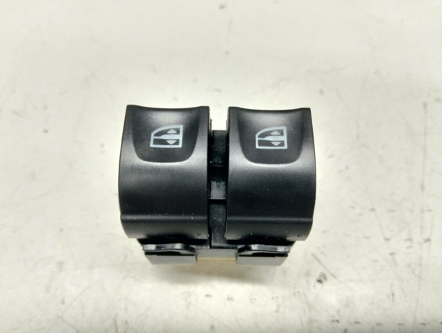 254118722R RENAULT Кнопочный блок управления стеклоподъемником передний левый купить в Запорожье