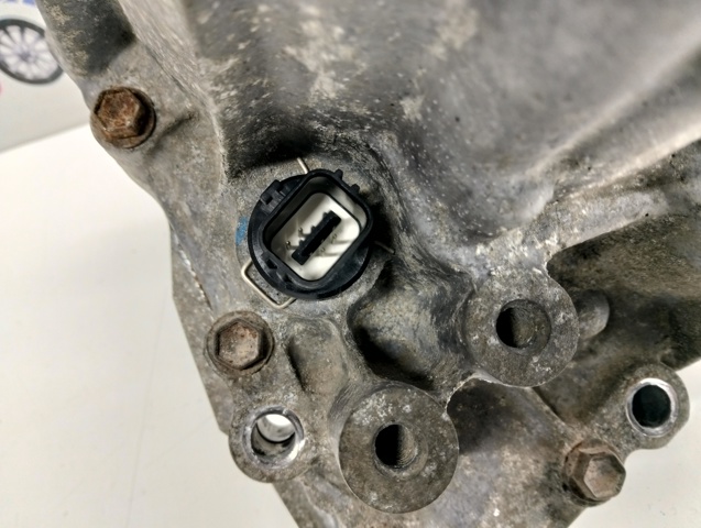 331001BU0A NISSAN Раздатка купить в Одесса
