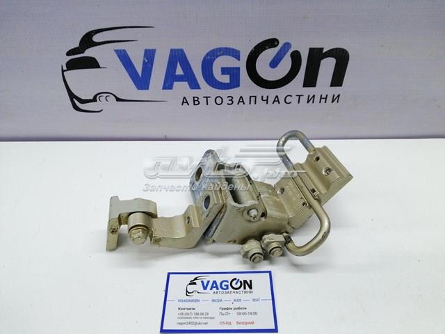 VAG 3B4833412C Петля двери задней правой в наличии Украина