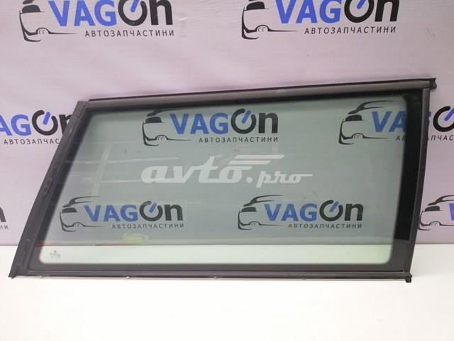 Стекло кузова/багажного отсека, правое 3B9845298AB VAG