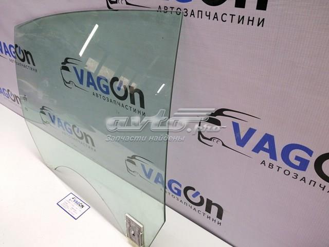 3C8845206 VAG Стекло двери задней правой купить в Черновцы