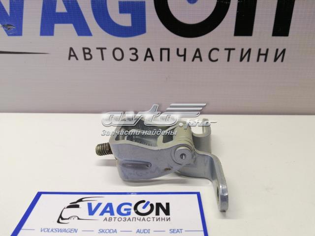 Петля багажника 3T0827301C VAG