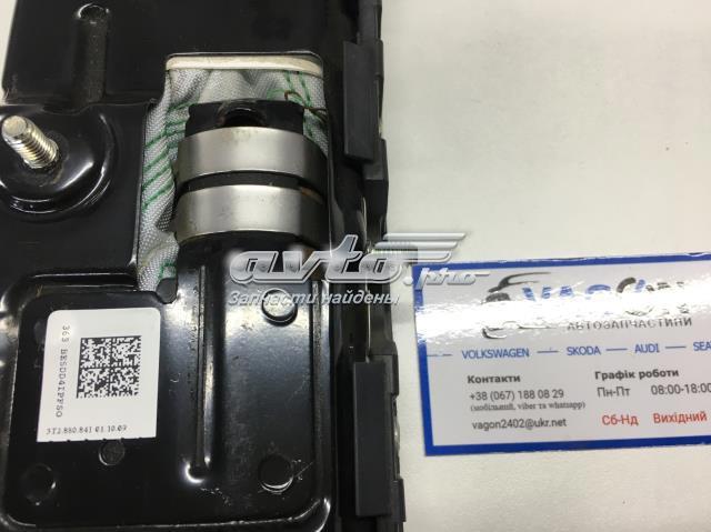 3T2880841 Подушка безопасности (AIRBAG) водительская, защиты коленей купить Киев