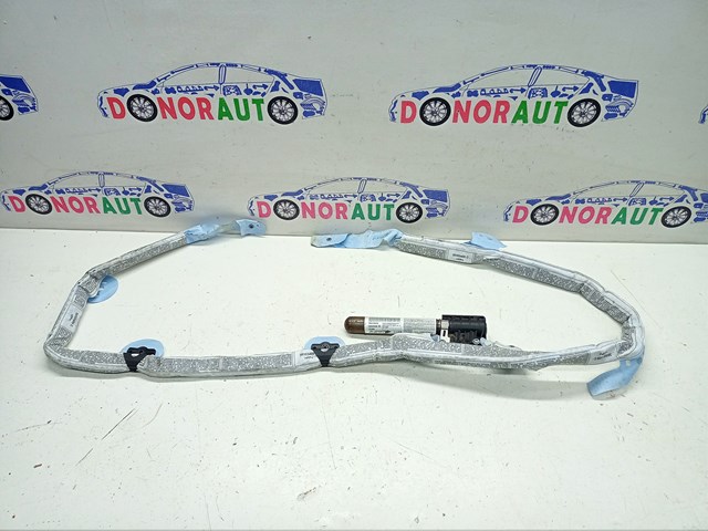 Шторка боковая правая 4F9880742A VAG