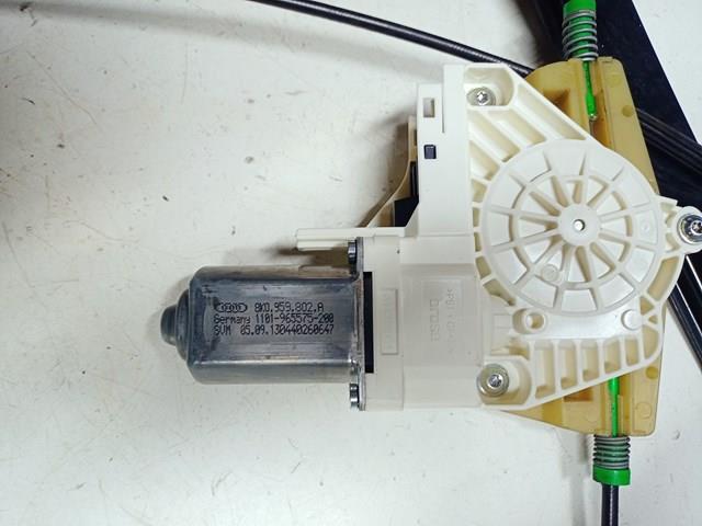 4L0837462B Стеклоподъемник передней правой двери купить Чернигов