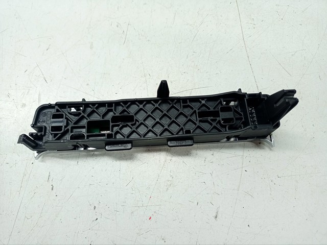 4L1713463A Накладка консоли рычага переключения передач АКПП купить Полтава