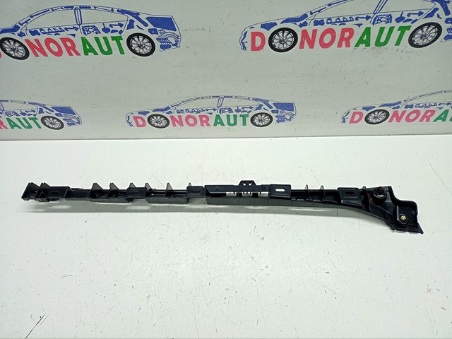 51777204021 BMW Кронштейн наружной накладки порога левой купить в Павлоград