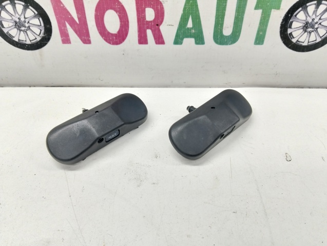 Веерная форсунка омывателя Volkswagen Touareg II