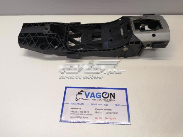 Держатель наружной ручки двери, передней левой 5N0837885G VAG
