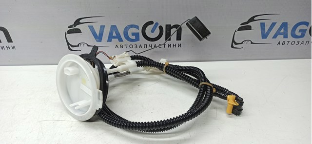 Датчик уровня топлива в баке, левый 5N0919673J VAG