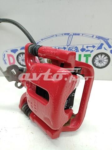 Скоба суппорта заднего 5Q0615425B VAG