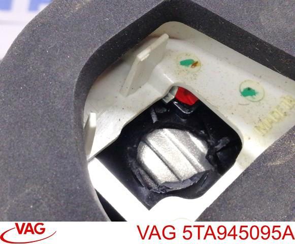 VAG 5TA945095A Фонарь задний левый внешний в наличии Львов