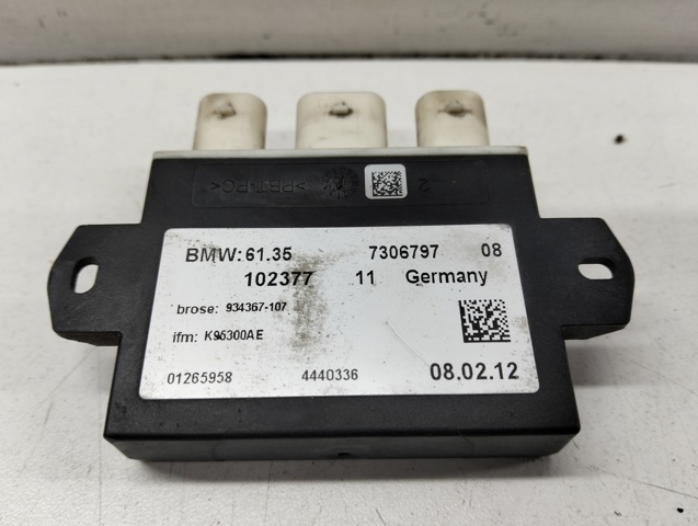 Датчик открытия крышки багажника/задней двери (ляды) 61357306797 BMW