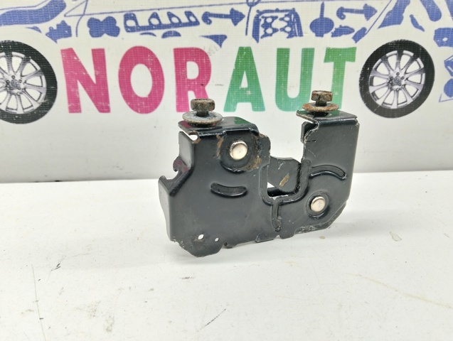 Запор капота (замок и привод замка капота) 656011BA0B NISSAN
