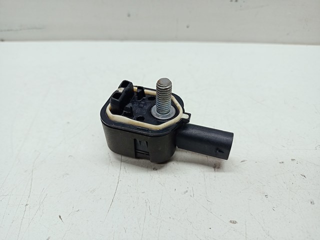 65779224178 BMW Датчик удара купить в Ужгород