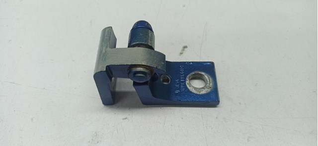 6Y0833401C Петля двери задней левой купить Черкассы