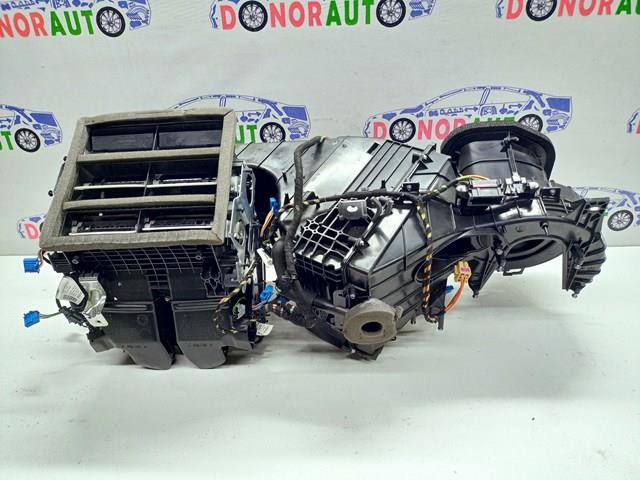 Оболочка радиатора кондиционера 7L0819087AA VAG