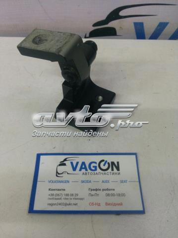 Петля задней левой двери 7L0833401A VAG