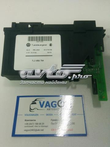 Моторчик стеклоподъемника двери задней, правой 7L0959794 VAG