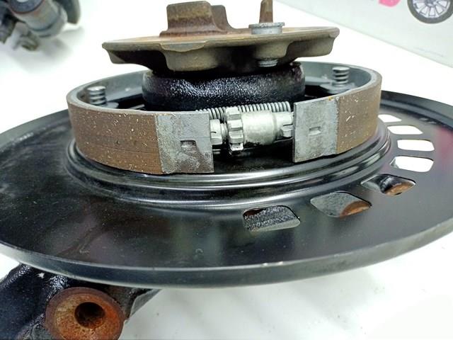 VAG 7L8505435A Цапфа (поворотный кулак) задний левый в наличии Павлоград