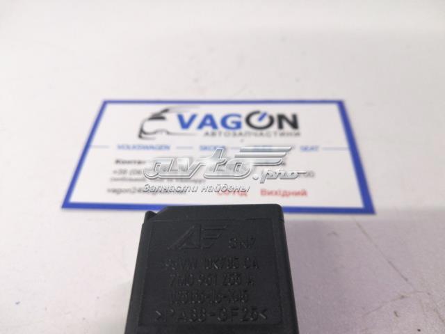 7M0951253A VAG Реле вентилятора купить в Кривой Рог