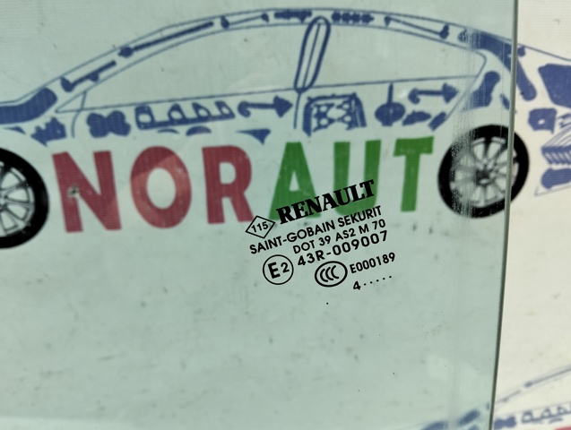 RENAULT 803018685R Стекло двери передней левой в наличии Чернигов