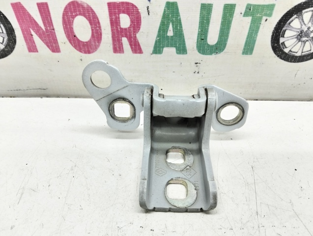 Петля передней двери правая 804001571R RENAULT