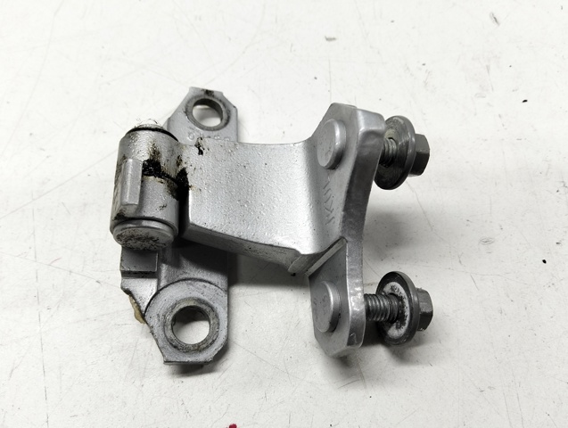 824011CA0A NISSAN Петля двери задней левой купить в Ужгород