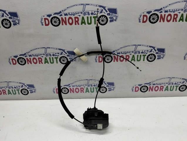 Замок задней двери, правой 825001CY0A NISSAN