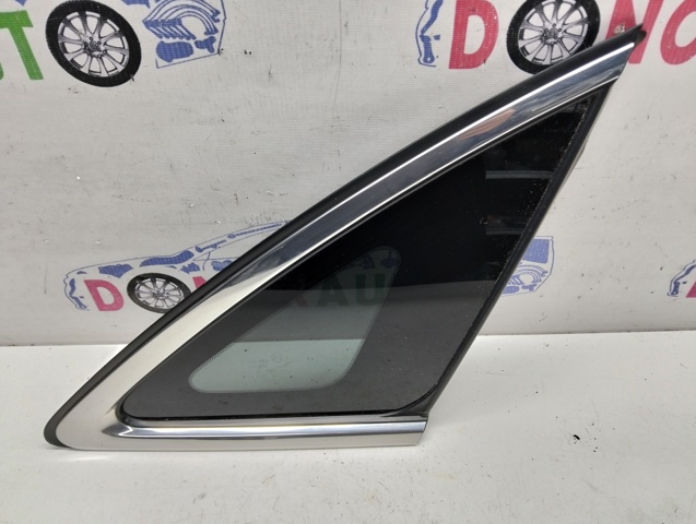 Стукло багажника, правое 833001CA0A NISSAN