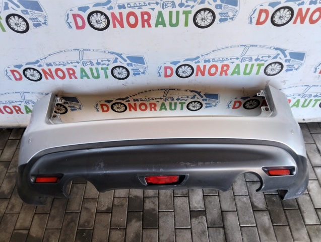 Задний бампер 850221CA0H NISSAN