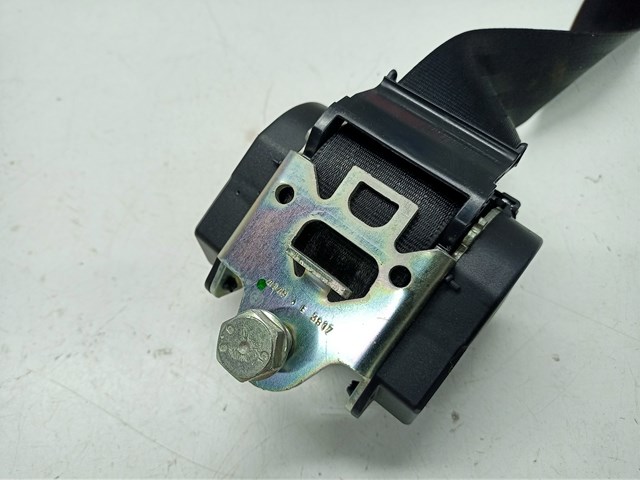 8K0857805QV04 VAG Ремень безопасности задний купить в Николаев