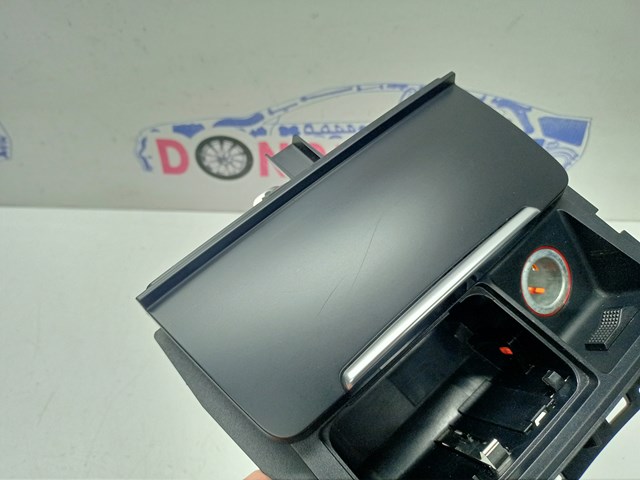 VAG 8K0857951V10 Пепельница центральной консоли в наличии Запорожье