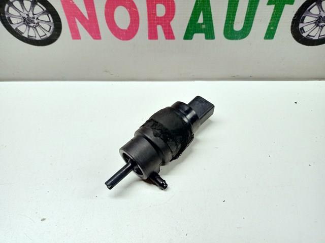 Мотор омывателя лобового стекла Audi A8 D3