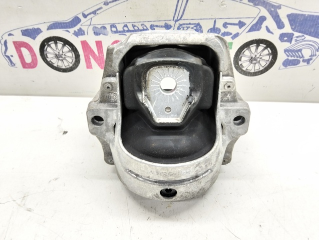 Левая подушка двигателя 8R0199381G VAG