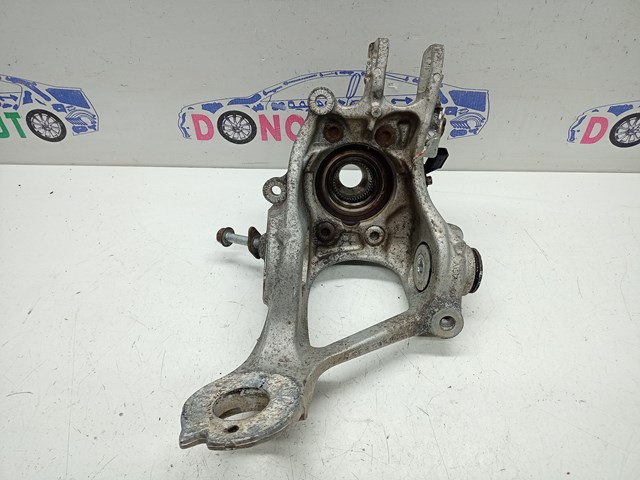 8R0505432C VAG Цапфа (поворотный кулак) задний правый купить в Киев