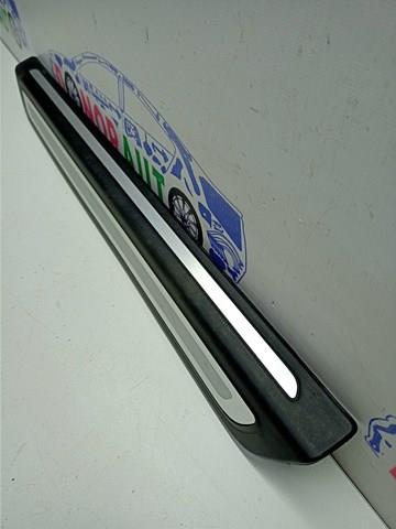 VAG 8R0853373A01C Накладка дверного порога внутренняя передняя левая в наличии Запорожье