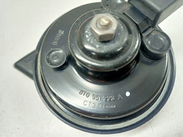 8T0951223A VAG купить в Черновцы