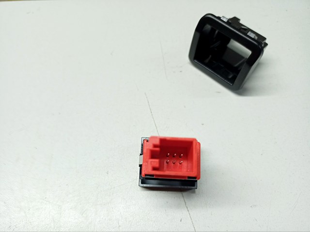 8W09415035PR VAG Кнопка включения парктроника купить в Запорожье