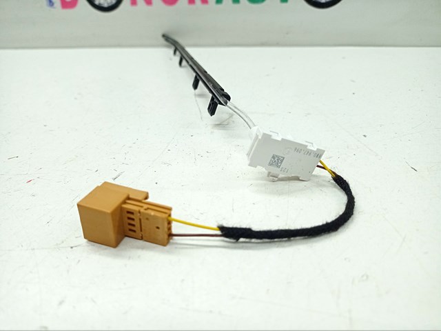 VAG 8W0947096 в наличии Днепр