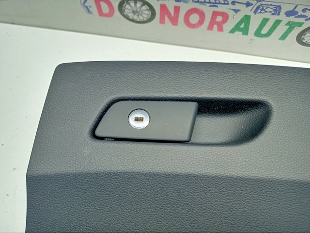VAG 8W18803026PS Ящик перчаточный (бардачок) в наличии Днепр