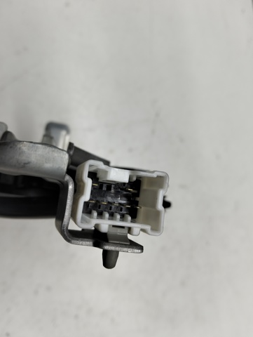 NISSAN 905520AQ000 Замок багажника в наличии Днепр