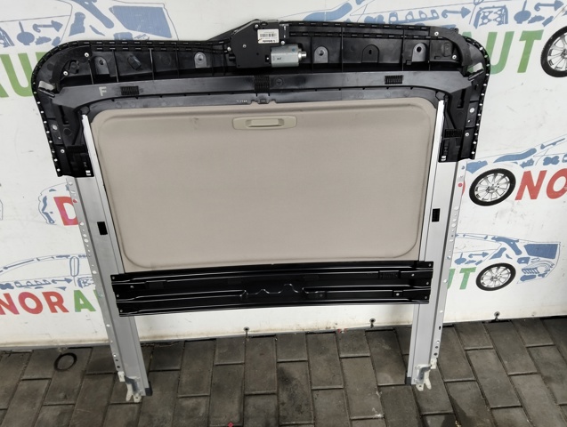 NISSAN 912101CA1A Крышка люка крыши в наличии Винница