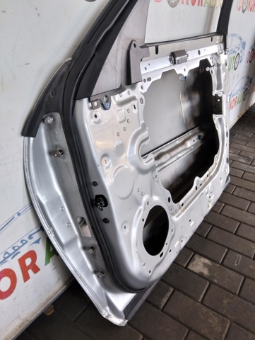 H010M1CAMA NISSAN Дверь передняя правая купить в Полтава