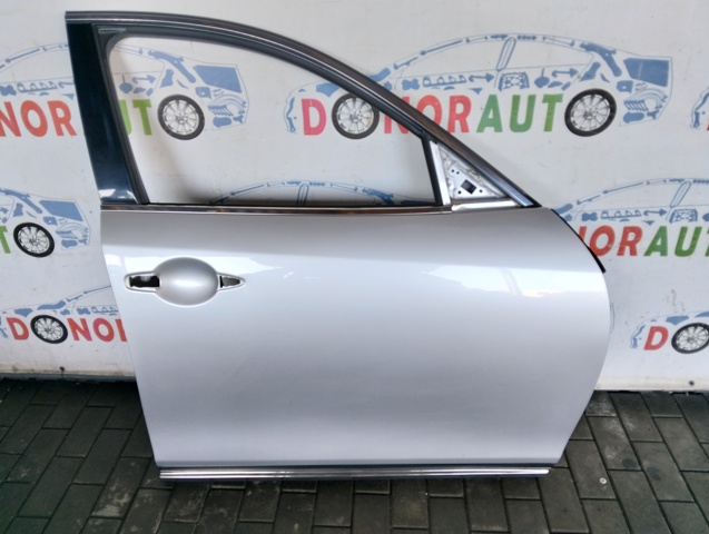 Пассажирская передняя дверь H010M1CAMA NISSAN