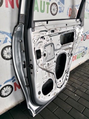 HBA0M1CAMA NISSAN Дверь задняя правая купить в Винница