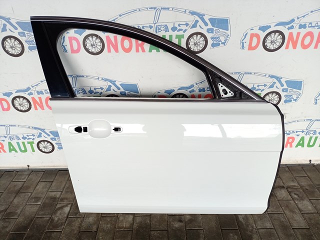 Пассажирская передняя дверь T2H4138 JAGUAR
