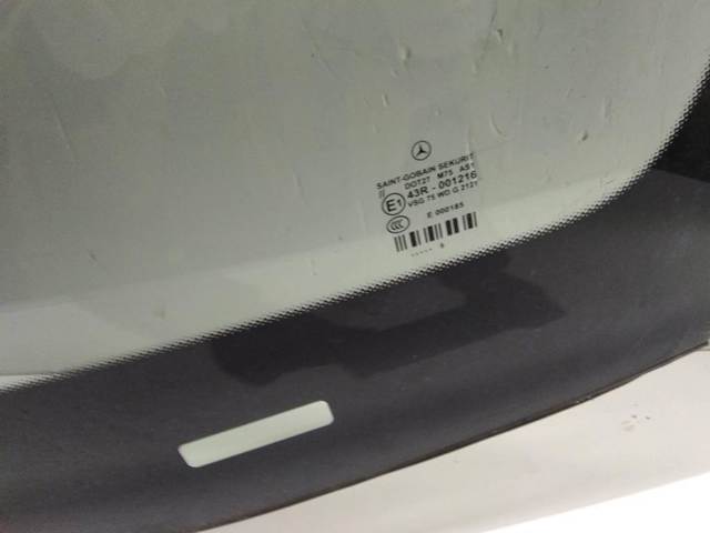 MERCEDES A2126703301 Лобовое стекло в наличии Кривой Рог