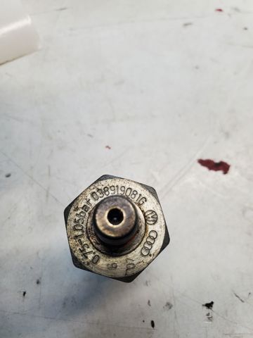 VAG 038919081G Датчик давления масла в наличии Черновцы