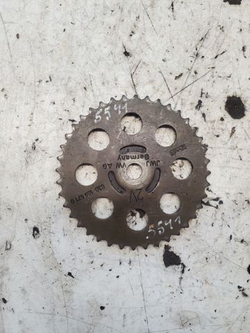Шестерня привода распредвала двигателя Шкода Фабия 1
